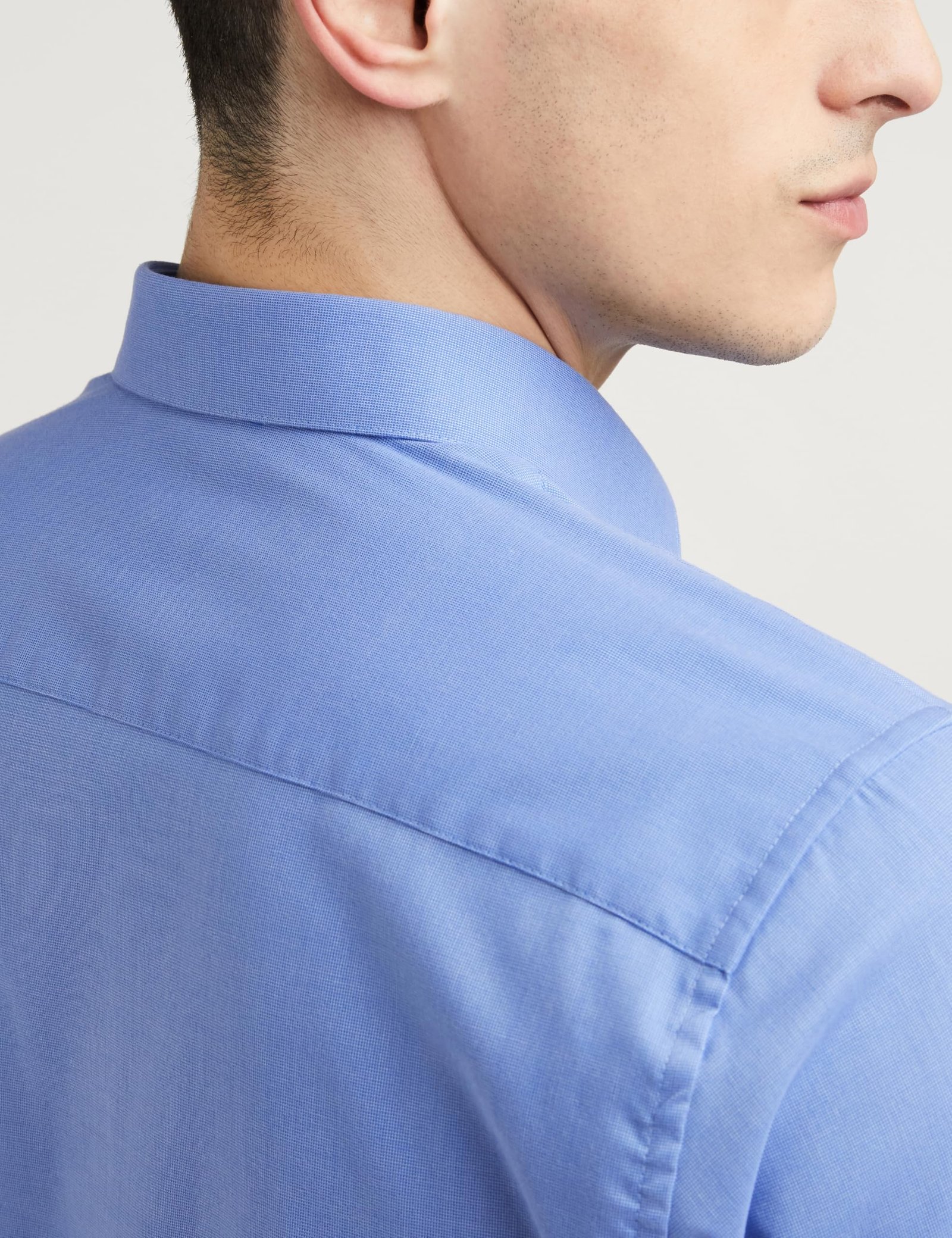 Peter England Men’s Everday Regular Fit Solid Shirt | Cotton Rich | 5-Pin Pocketing Medium Blue