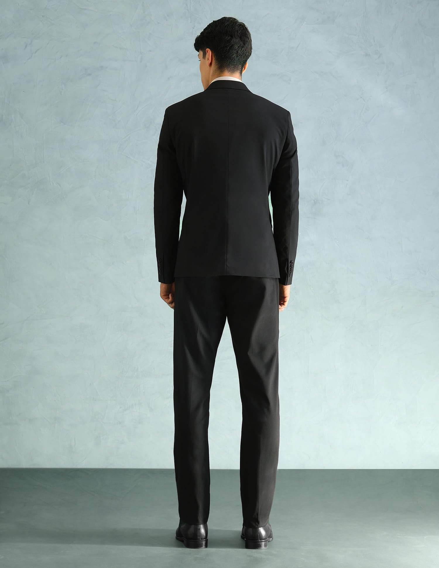 Tailored Fit 2 piece Suit for Men - Single Breasted Blazer with Trouser, Coat Pant for Men - 42, Black - Image 6