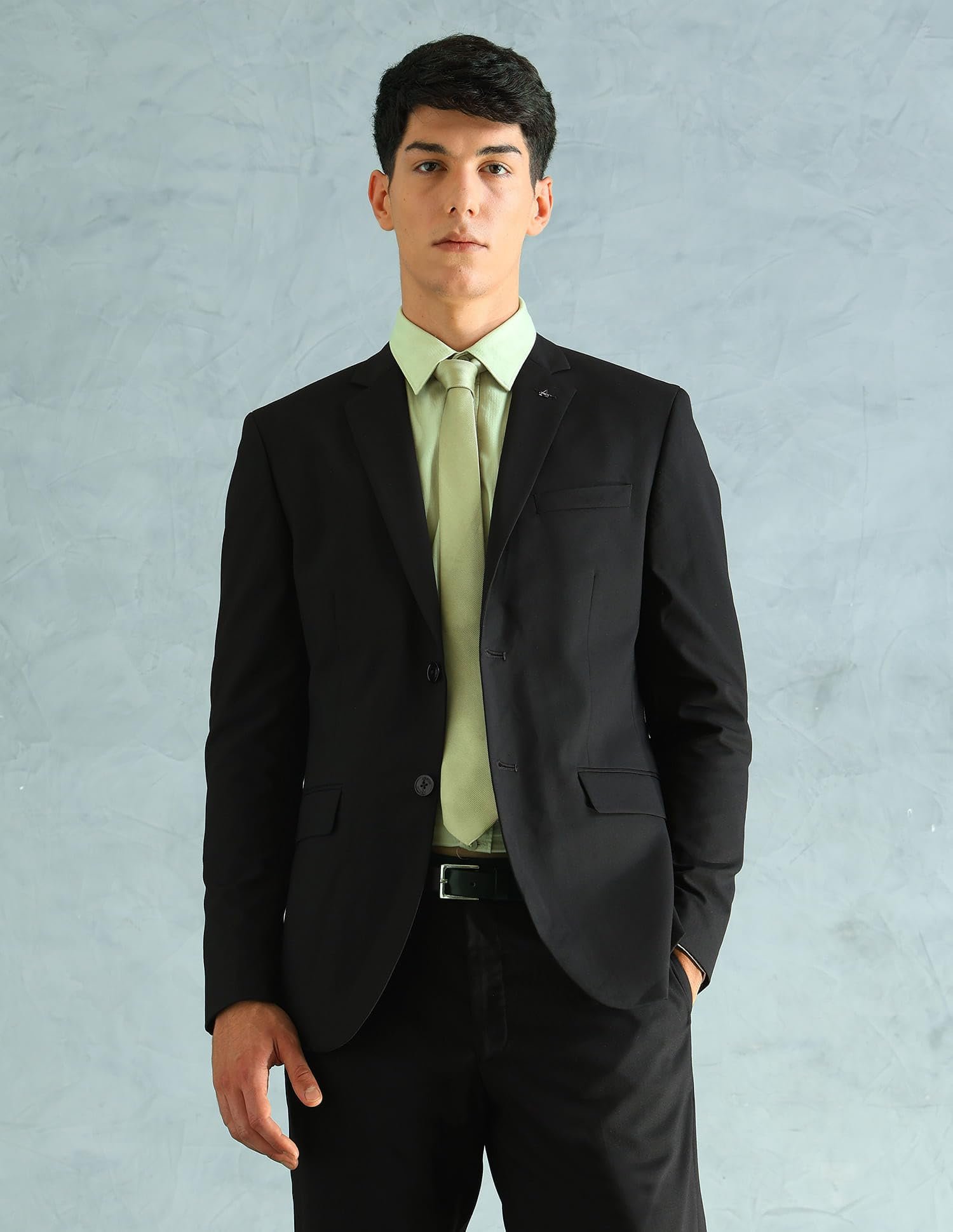 Tailored Fit 2 piece Suit for Men - Single Breasted Blazer with Trouser, Coat Pant for Men - 42, Black - Image 7