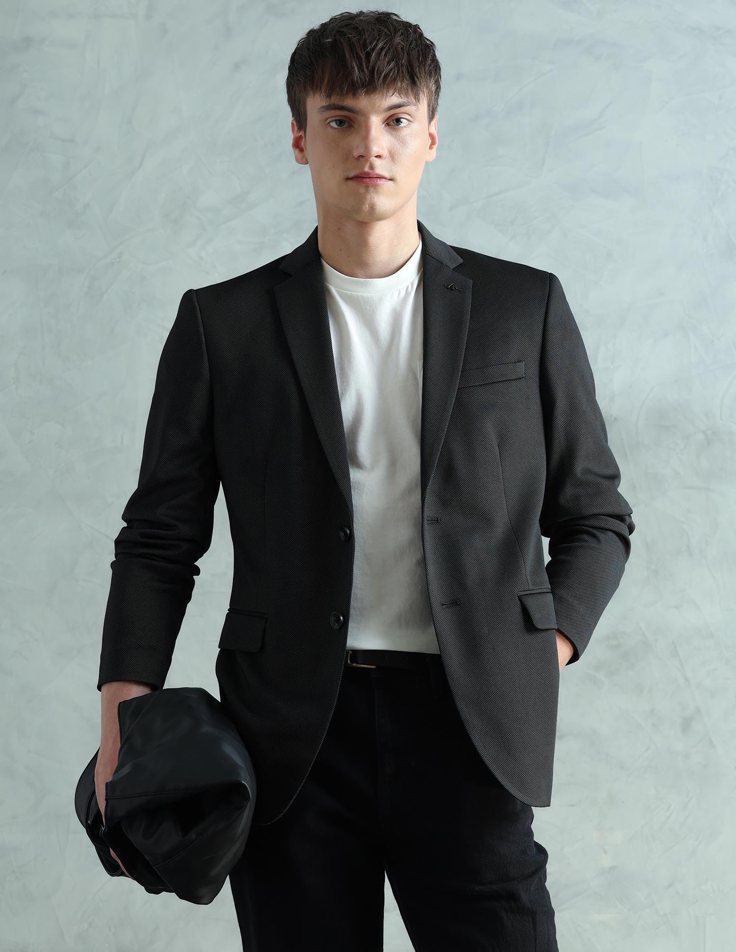 Men's Zero Calorie Slim Fit Textured Blazer (ARADOBZ0038_Black_40) - Image 6